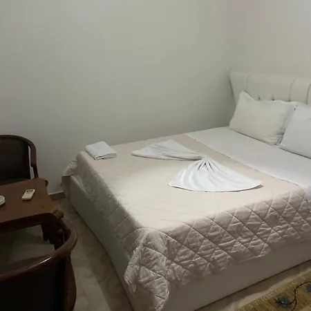 Panorama Apartment *